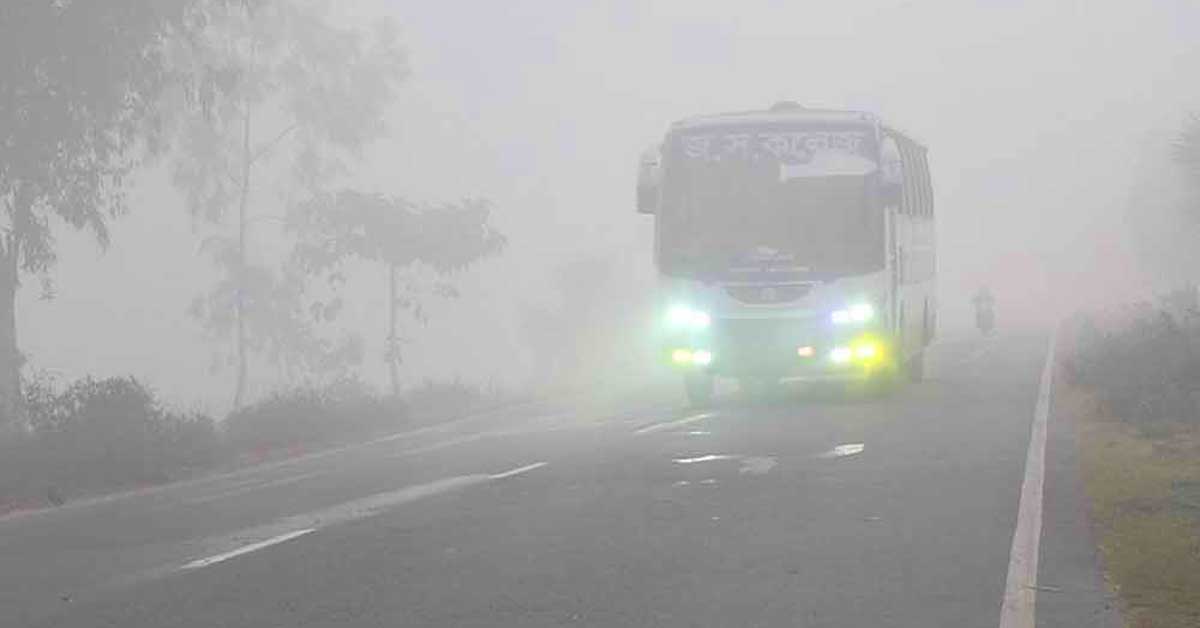 জয়পুরহাটে সূর্য নেই, ঘন কুয়াশায় শীত