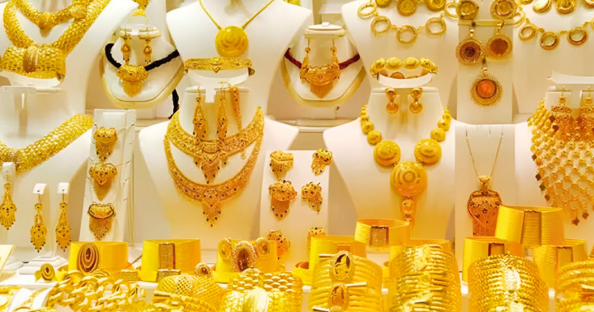 আজকের বাজারে সোনার দাম বাড়ল ভরিতে