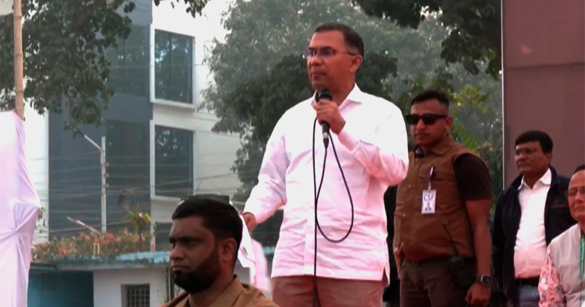 ঠাকুরগাঁও জনসভায় তারেক রহমান, জনসমুদ্রে নেতাকর্মী