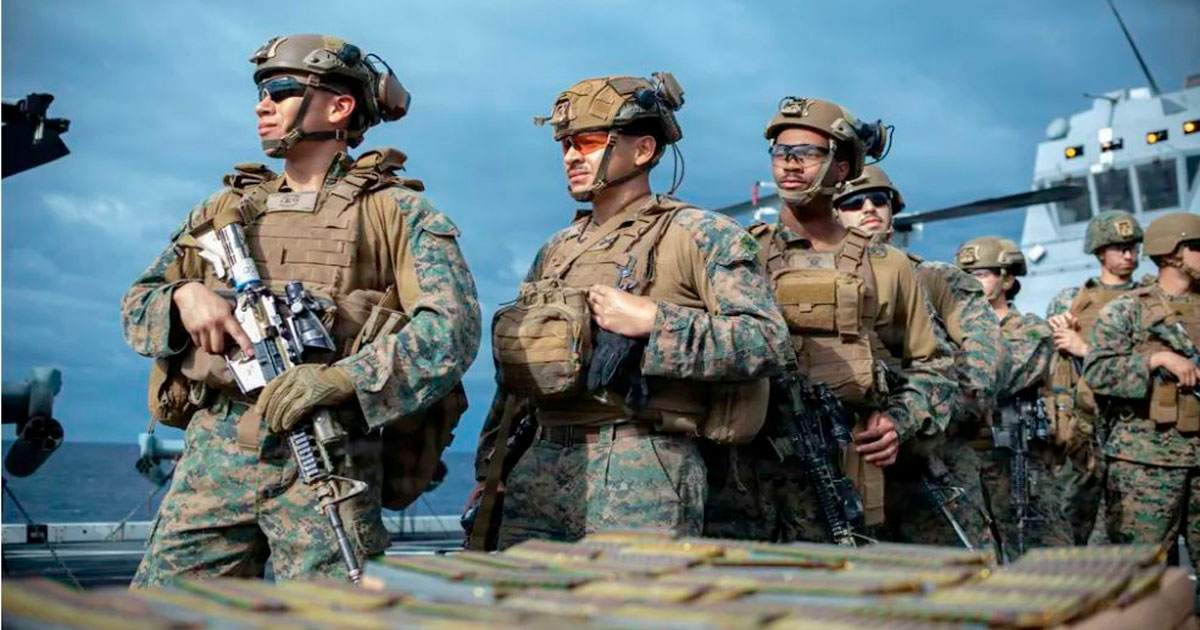 মধ্যপ্রাচ্যে পৌঁছাল ইউএসএস ত্রিপোলি, ৩,৫০০ সেনা মধ্যপ্রাচ্যে পৌঁছাল ইউএসএস ত্রিপোলি, ৩,৫০০ সেনা