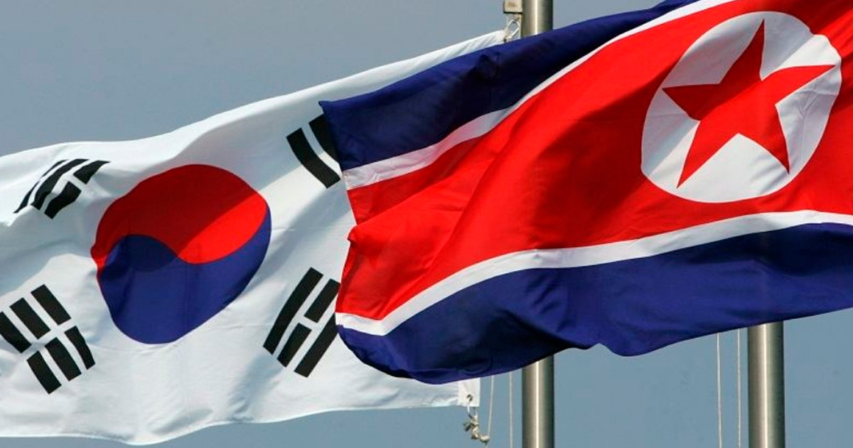 দক্ষিণ কোরিয়াকে ‘শত্রু’ ঘোষণা করে আবারও ক্ষেপণাস্ত্র ছুড়ল উত্তর কোরিয়া দক্ষিণ কোরিয়াকে ‘শত্রু’ ঘোষণা করে আবারও ক্ষেপণাস্ত্র ছুড়ল উত্তর কোরিয়া